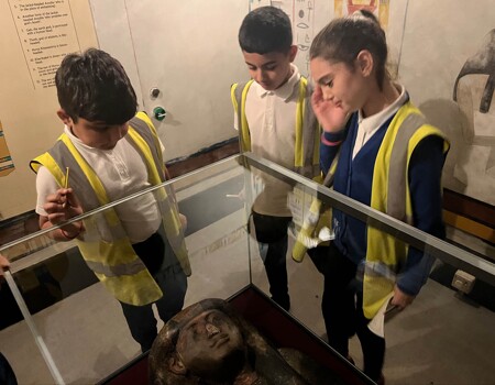 Year 3/4 Visited Bagshaw Museum